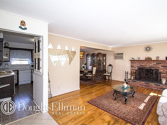 3rd image of 244 W End Ave