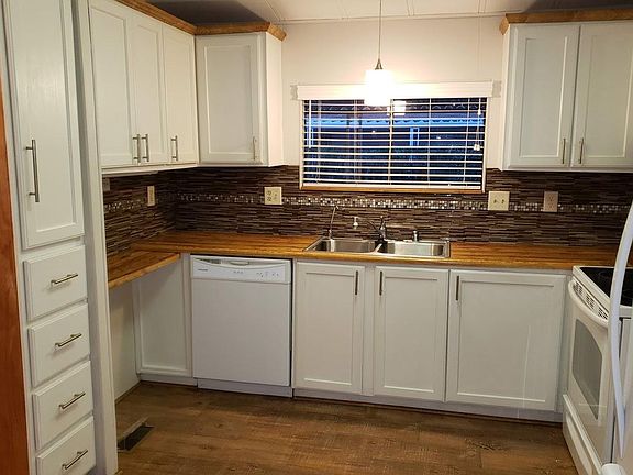 5th image of 712 Primrose Ln