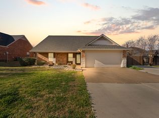 529 McKittrick Ct, Godley, TX 76044