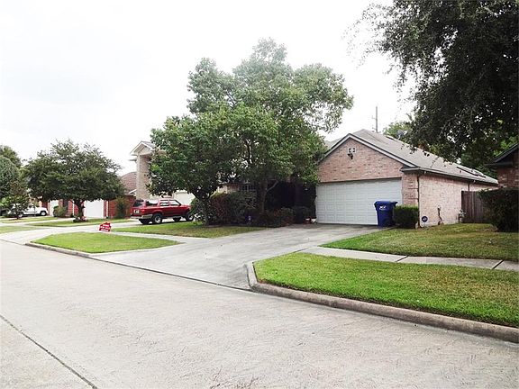 5th image of 1411 Clear Valley Dr