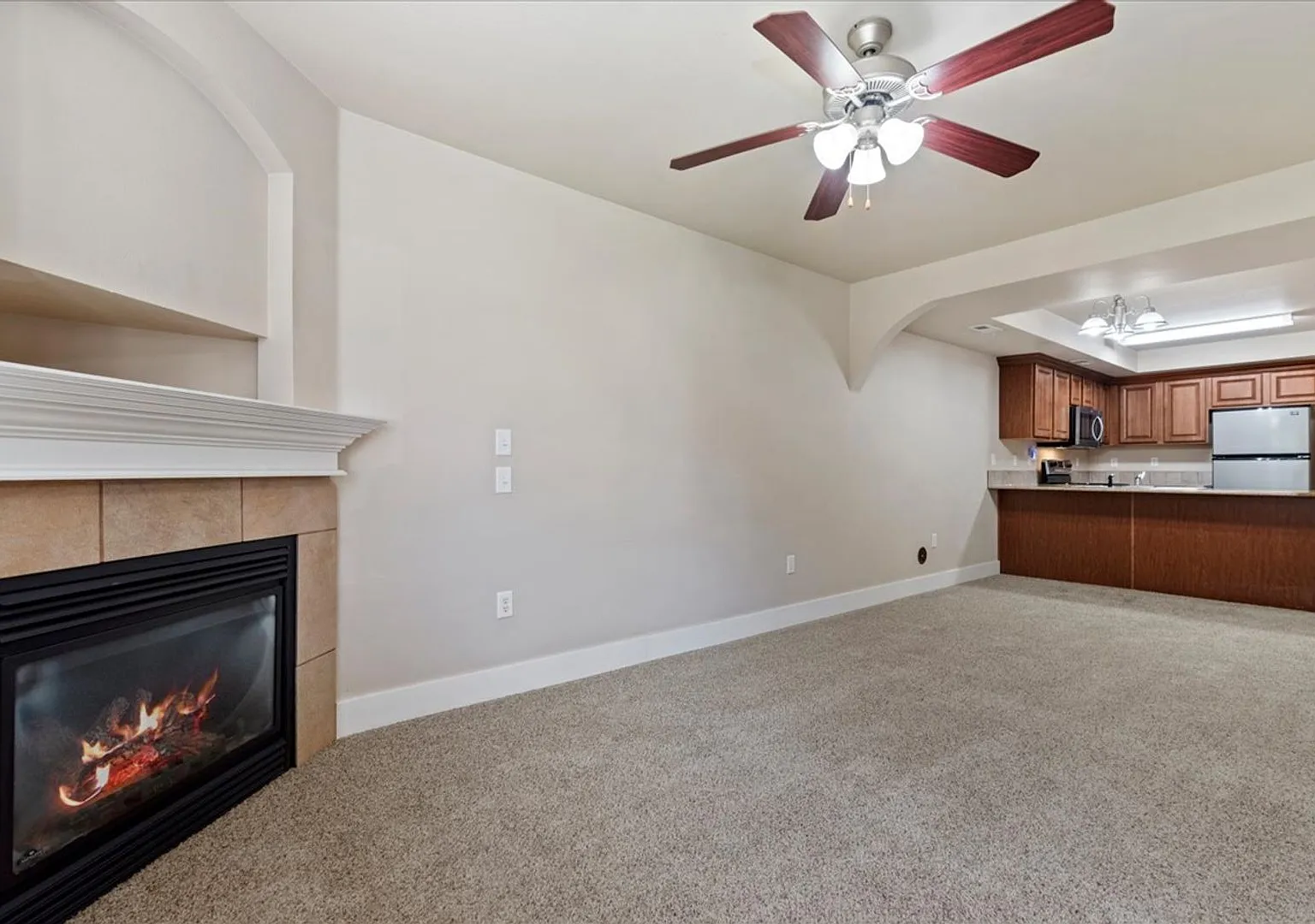 Rosecroft Ct. - 9947 (101,103) — Photo 2