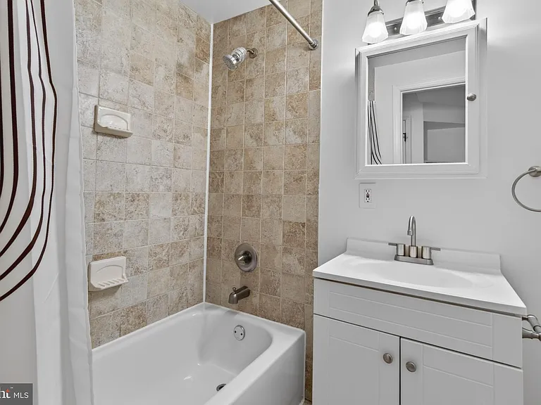 1810 Florida Ave NW #2 — Photo 6