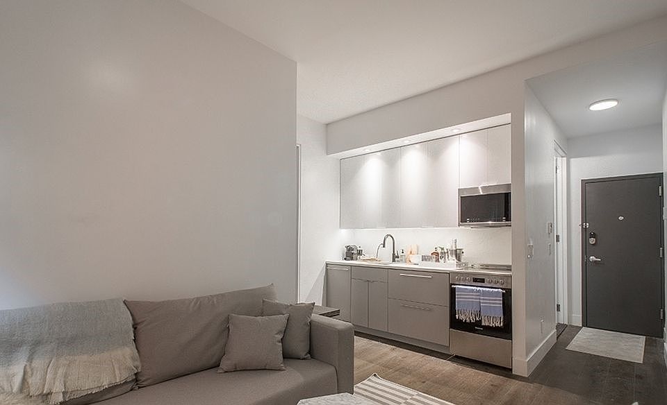 1st image of 49 Prince St APT 19