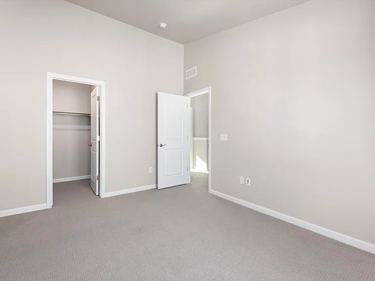 1330 Hoyt St #5 — Photo 15