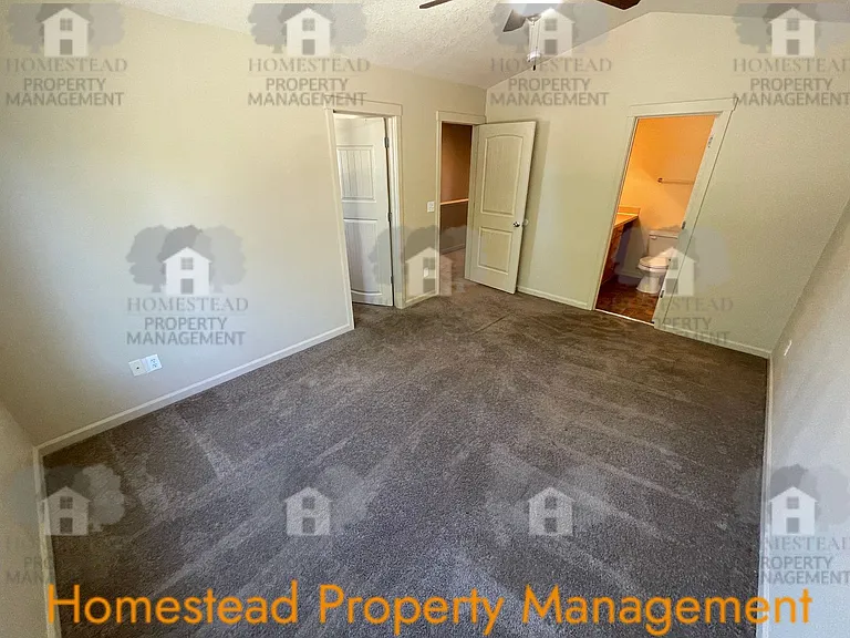 400-468 S Catron St — Photo 13