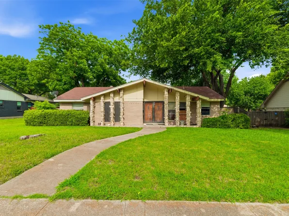 829 Ray Andra Dr, Desoto, TX 75115