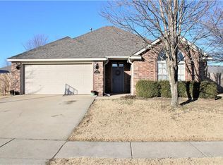 3790 W Brightwater Pl, Fayetteville, AR 72704
