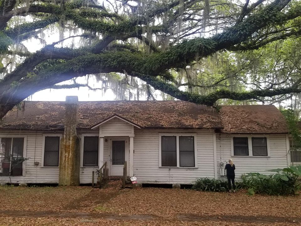1st image of 501 E Calhoun St