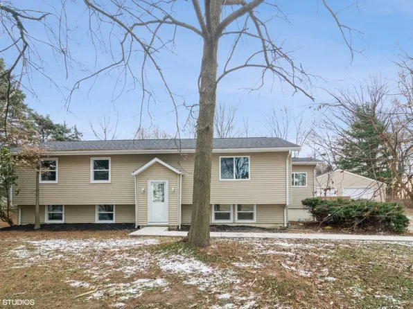 4730 Sand Hill Rd, Bellevue, OH 44811