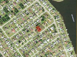 828 Linnaen Ter, Port Charlotte, FL 33948