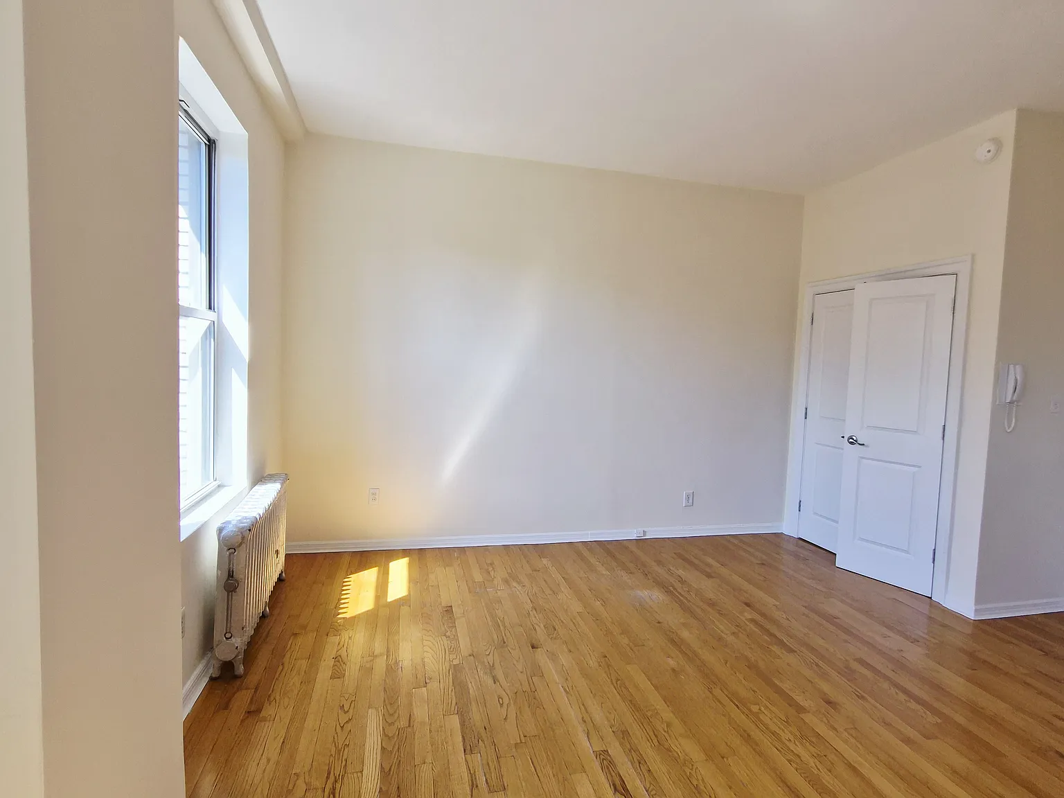 355 West 85th Street — Photo 2