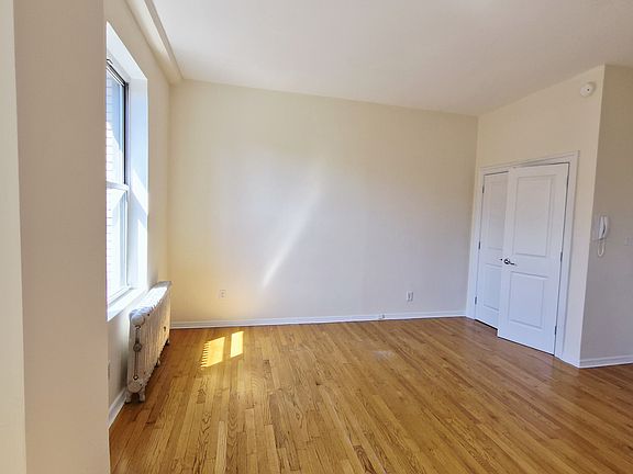 2nd image of 355 W 85th St APT 76