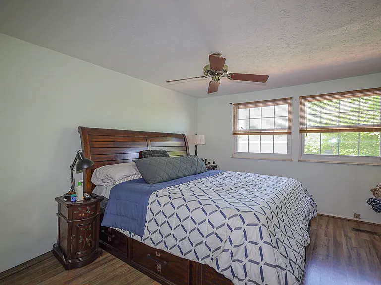 12501 Starfire Ct — Photo 11