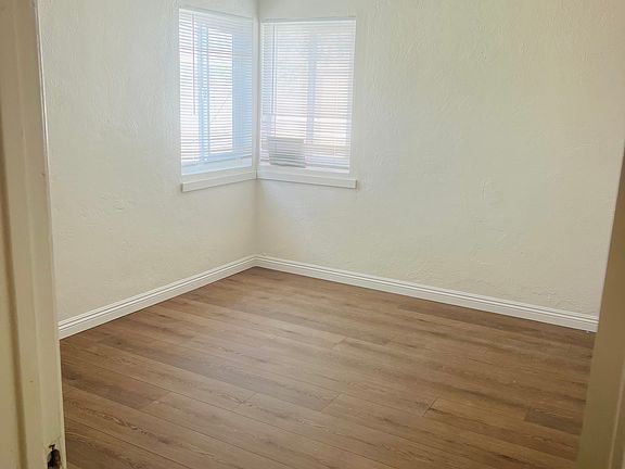 3rd image of 1567 Del Amo Blvd