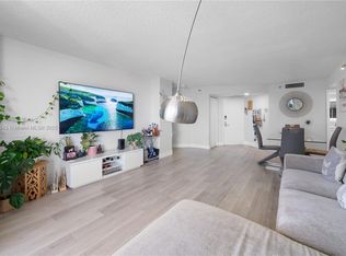 3530 Mystic Pointe Dr APT 1406, Aventura, FL 33180
