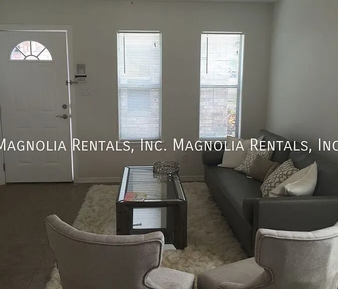 3212 Bellas Hadas #C — Photo 4