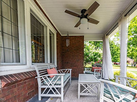 2nd image of 3538 Glenmere Dr
