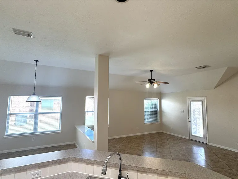 24926 Ranch Lake Ct — Photo 16