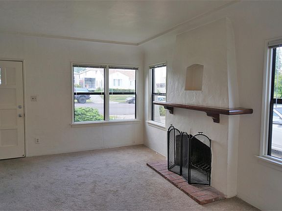 2nd image of 1935 Diamond St