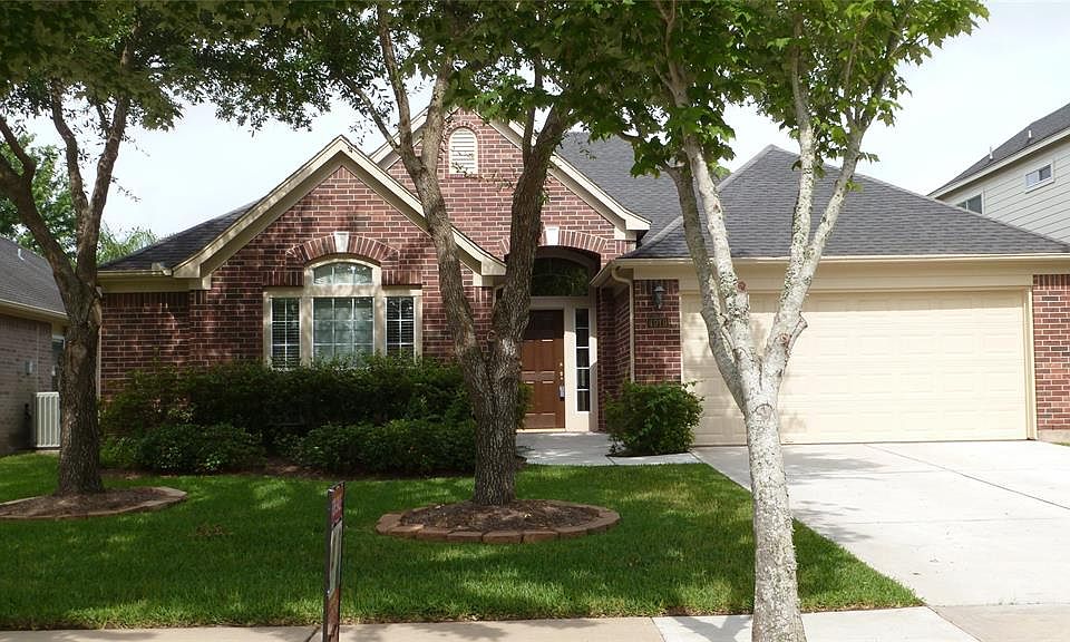 1st image of 4919 Lake Daniel Ct