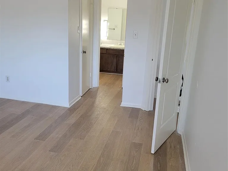 8425 Hearth Dr #25 — Photo 7