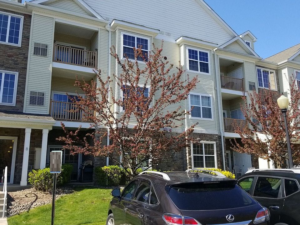 2nd image of 823 Tower Ridge Cir #A-k