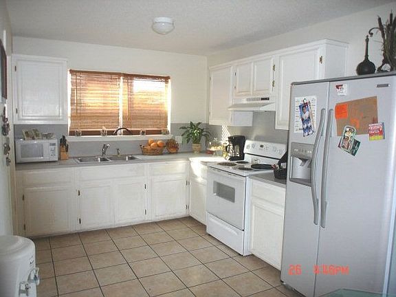 5th image of 3300 Princeton Ave