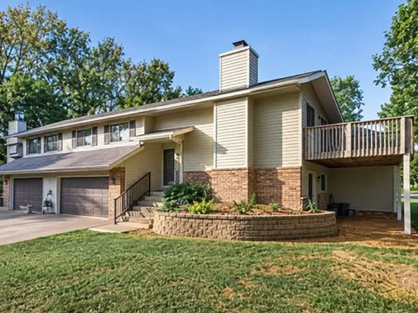 11227 Xavier Cir, Bloomington, MN 55437