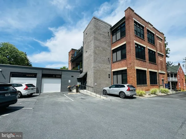 283 Park Ave #1B, Lancaster, PA 17602