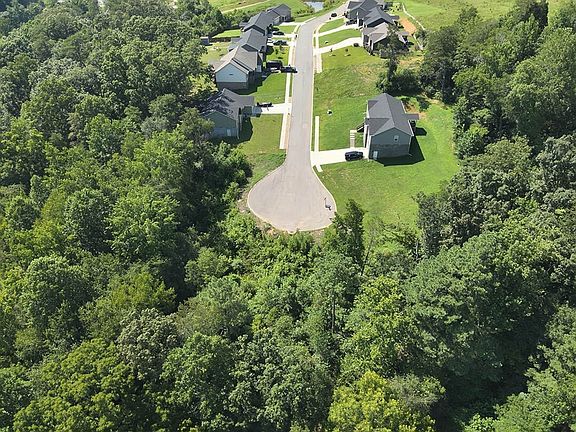 5th image of 236 Mockingbird Ln