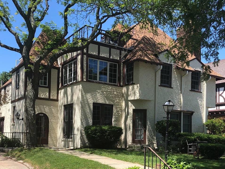 1st image of 5151 N Lake Dr