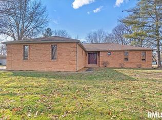 15 Wind Cave Dr, Springfield, IL 62712