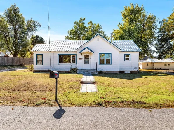 1203 W Ash St, El Reno, OK 73036