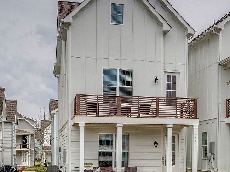 1st image of 733 Cottage Park Dr