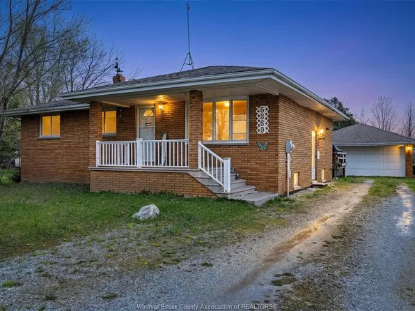 5369 Walker Rd, Essex, ON N0R 1G0
