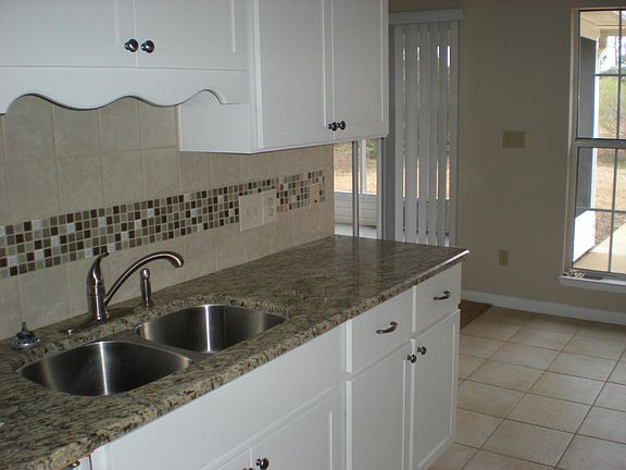 4th image of 122 Long Pointe Dr