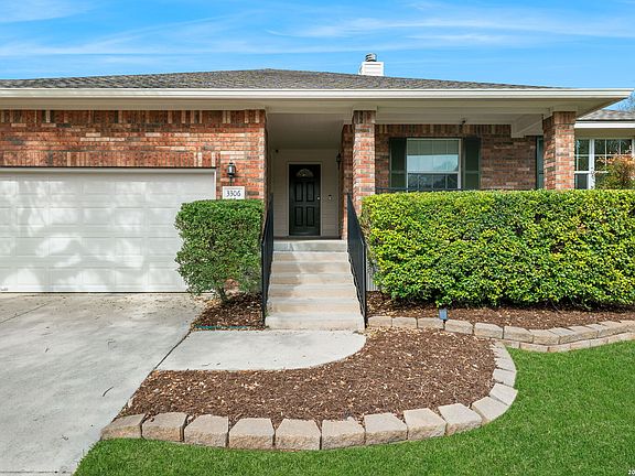 3rd image of 3306 Cambria