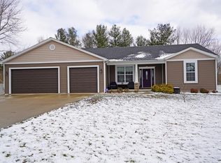 1537 Lorelei Dr, Fayetteville, OH 45118