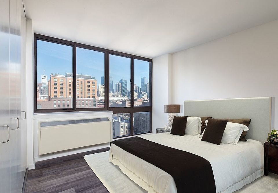 1st image of 520 W 43rd St APT 22E