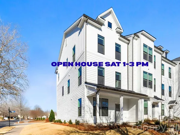 604 District Ct, Fort Mill, SC 29708