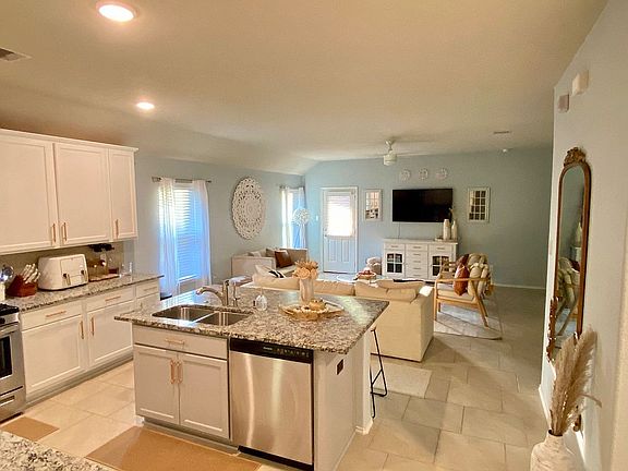 5th image of 4631 Capella Riviera Dr