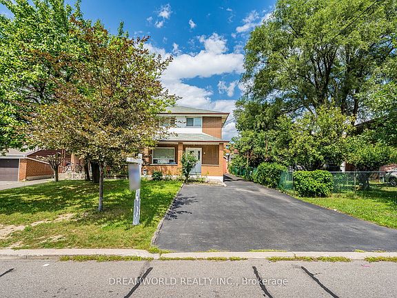 3rd image of 24 Whitburn Cres