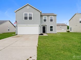 857 Streamside Dr, Greenfield, IN