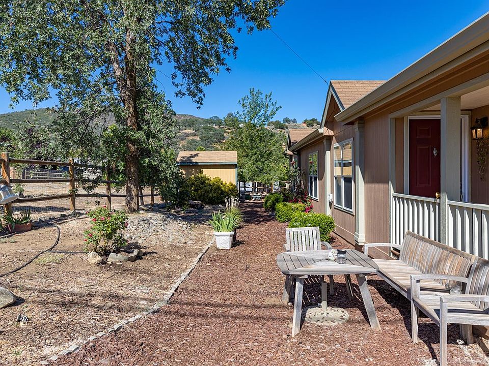 18293 Arosa Rd, Tehachapi, CA 93561 Zillow