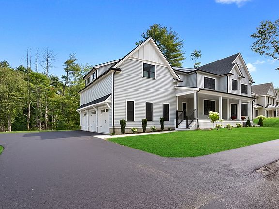 2nd image of 11 Betsy Ln