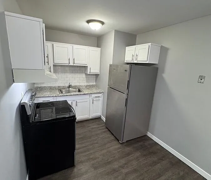 5680 Pardee Rd #5 — Photo 3