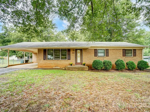 2511 Arnold Dr, Monroe, NC 28110