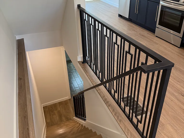 1513 W Stiles St #1 — Photo 8