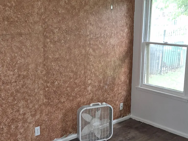 835 Utopia Ln — Photo 5