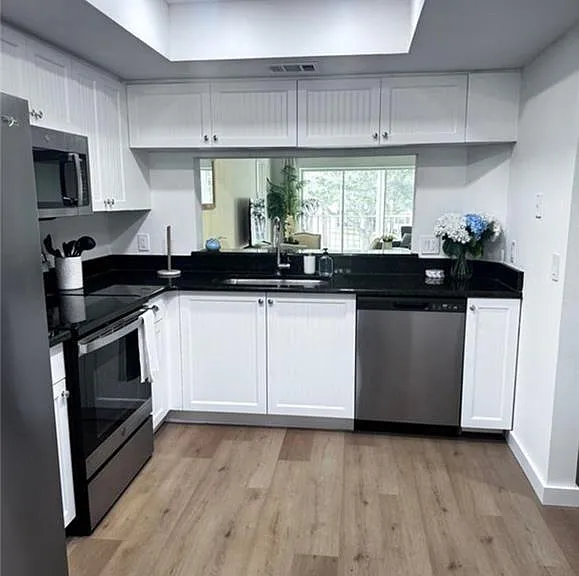 529 Mardel Dr #311 — Photo 9